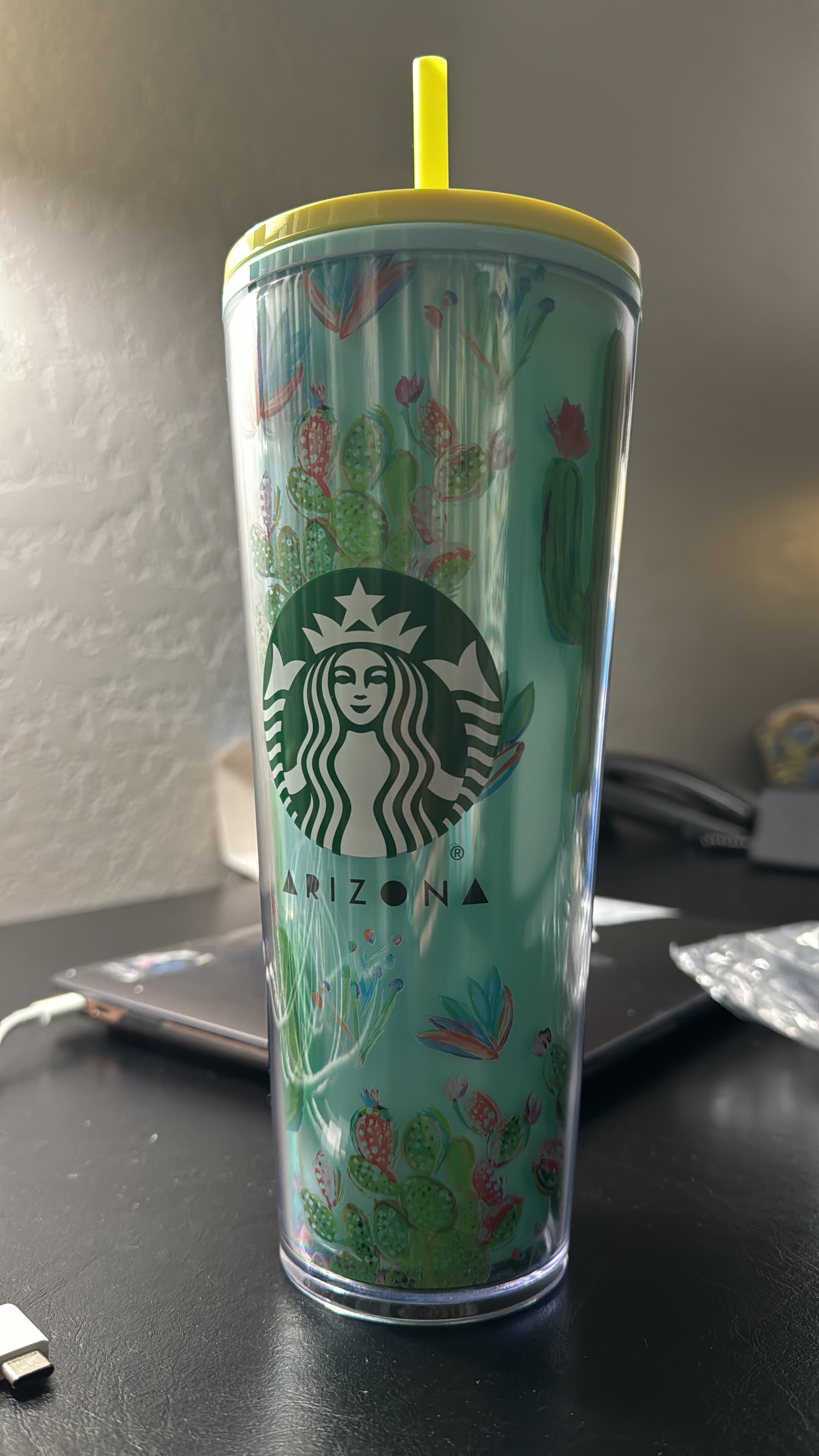 Drink tumbler